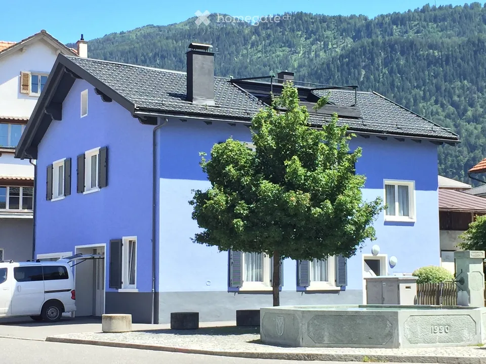 Schöne 2.5 Zimmerwohnung zu Vermieten im EG