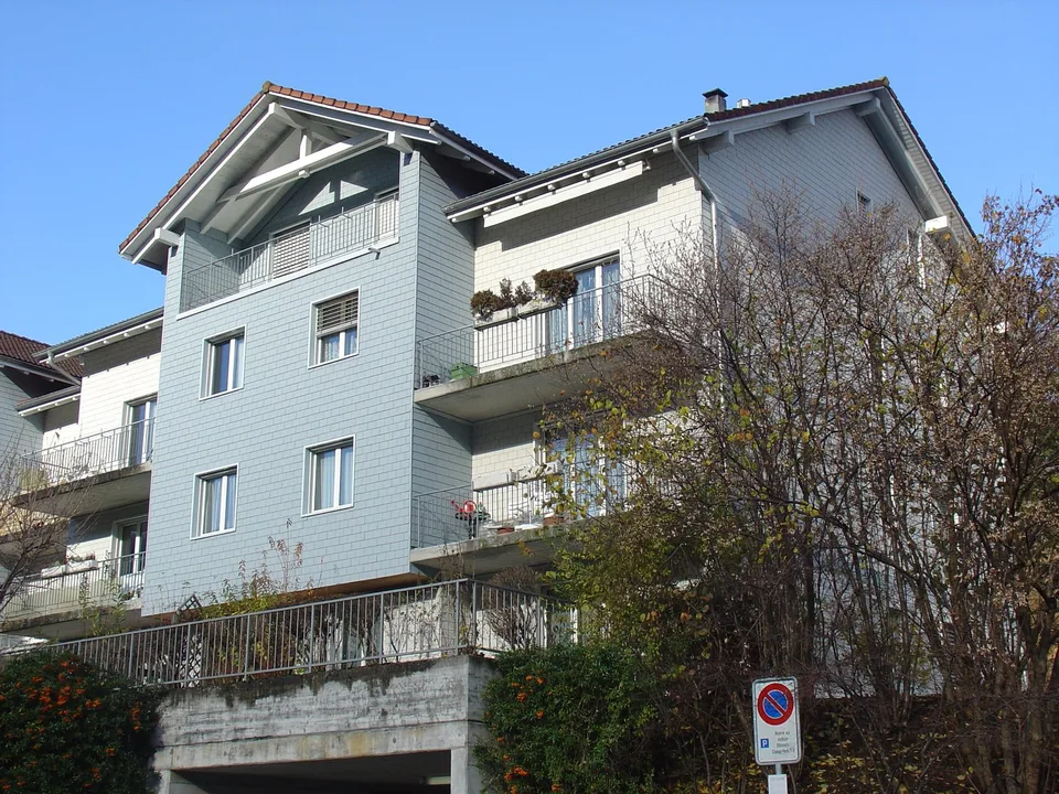 Wohnung in einem Gebäude mit Aufzug. – Foto 13 von 14
