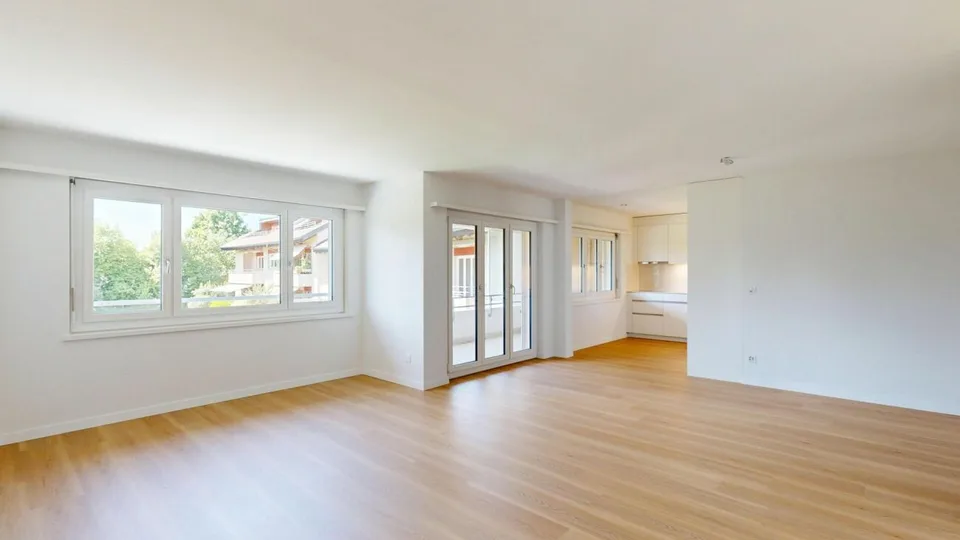 Attraktive 3.5-Zimmerwohnung mit sonnigem Balkon - Erstbezug nach liebevoller Gesamterneuerung