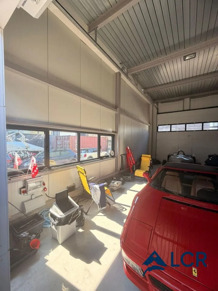 Lagerhalle / Werkhalle für handwerkliche Nutzung