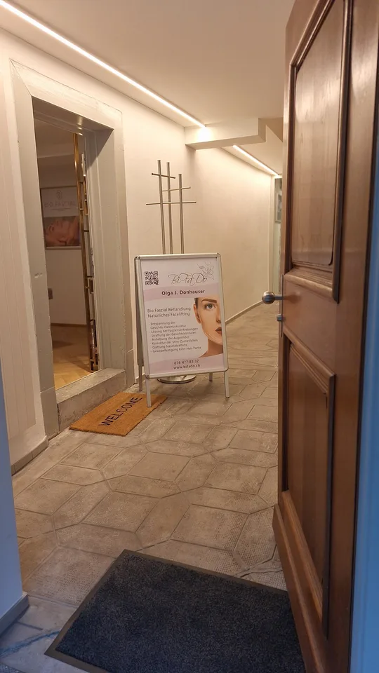 Elegante sala di trattamento nella città vecchia di Zug – disponibile per affitto giornaliero