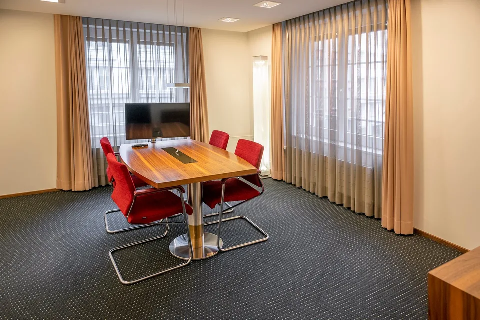 Ihre neue Geschäftsadresse mitten in Einsiedeln –  Bürofläche mit Potenzial