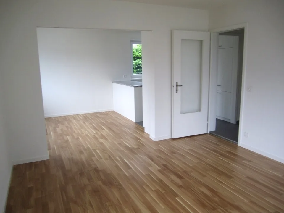 Charmante 3.5-Zimmer-Wohnung mit Balkon in Niederrohrdorf