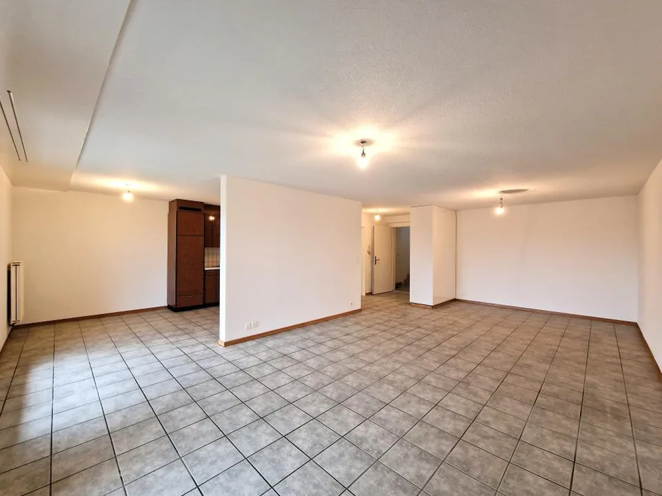 Geräumiges Studio sofort verfügbar