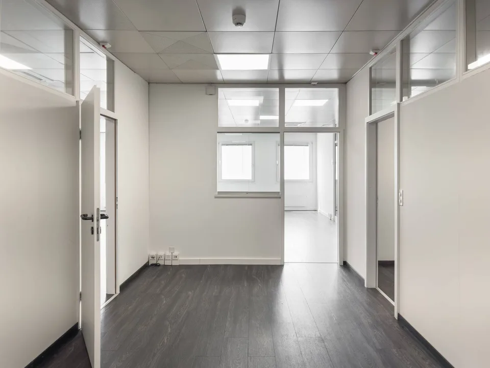 Büro-/Atelierräume mit 337m2 in Satigny