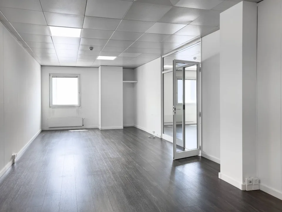 Büro-/Atelierräume mit 337m2 in Satigny