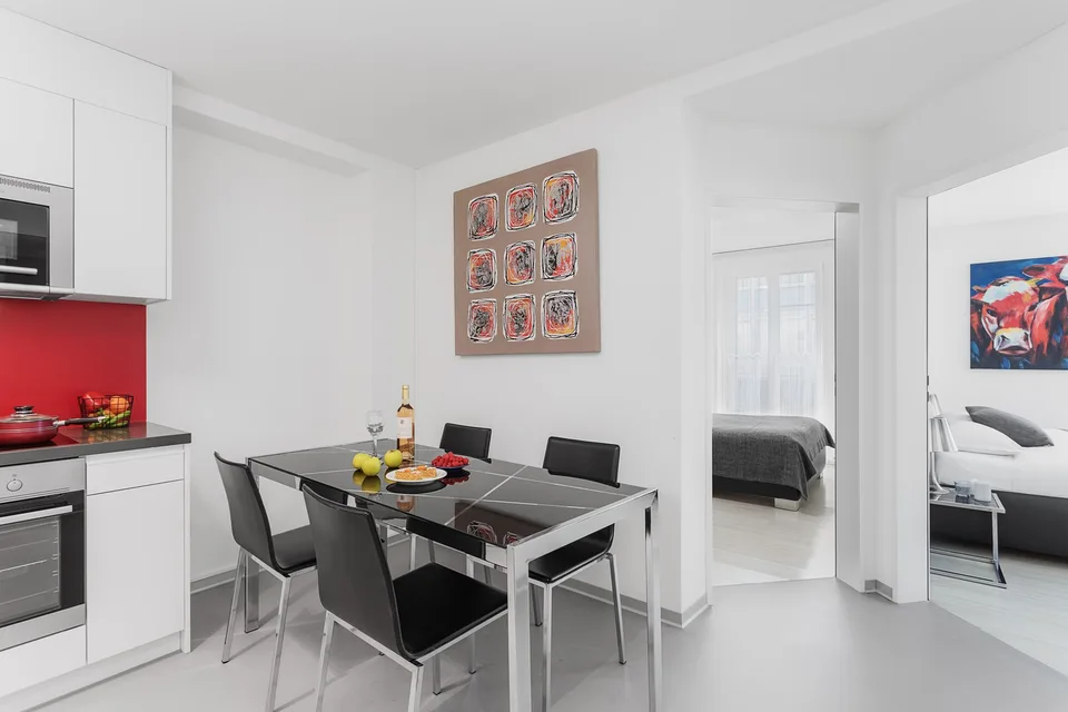 Deux chambres Junior, Kitchenette - Appartement meublé avec nettoyage hebdomadaire inclus