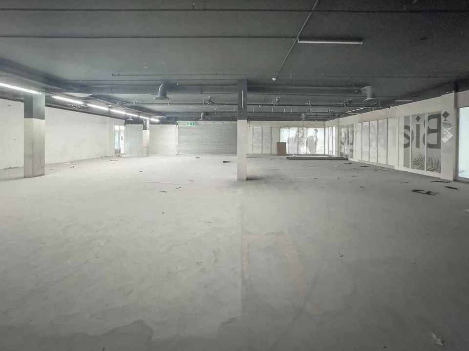 Prächtige, teilbare Arcade in einem Einkaufszentrum mit großer Sichtbarkeit