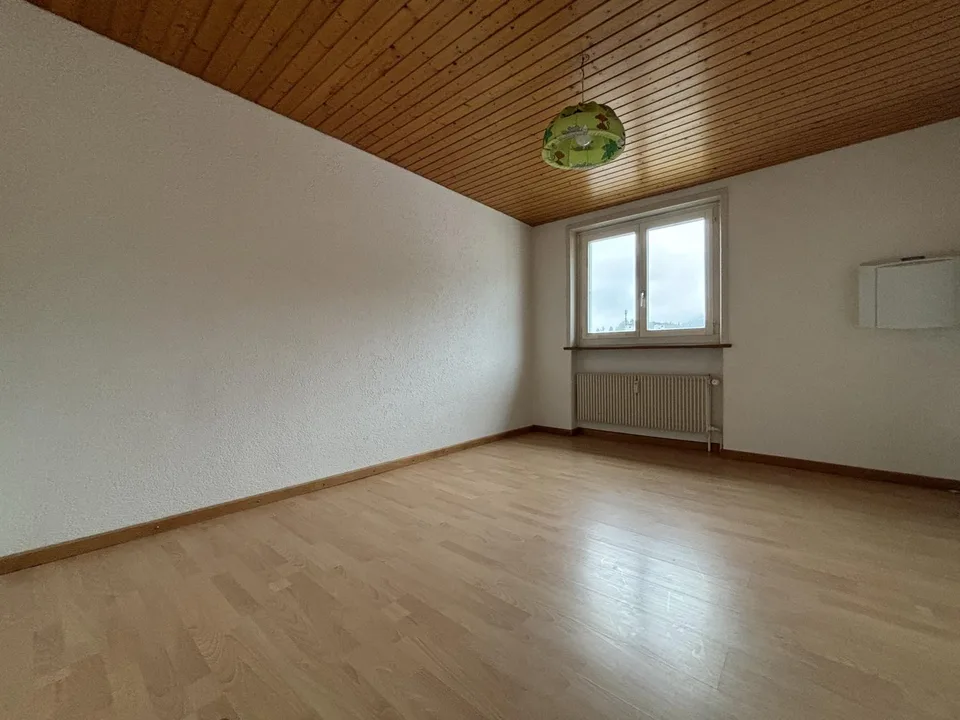 À louer : Duplex de 3,5 pièces partiellement rénové - Loyer offert !