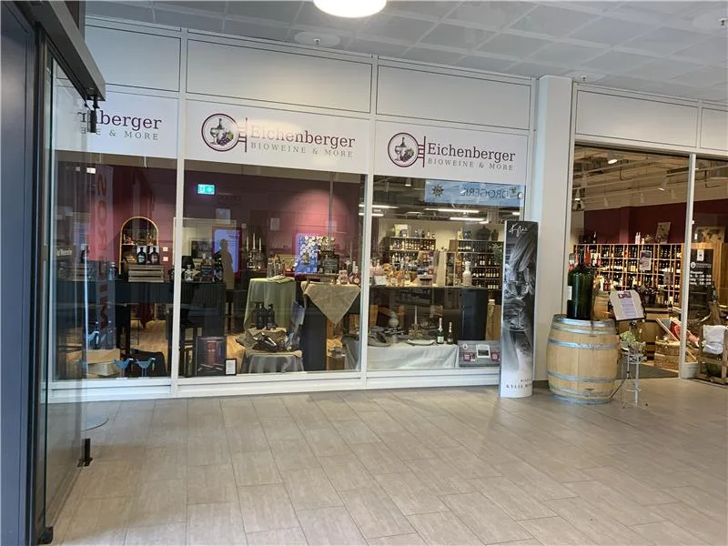 Spazio di vendita attraente nel centro commerciale Migros – posizione ideale direttamente alla stazione ferroviaria di Reinach AG