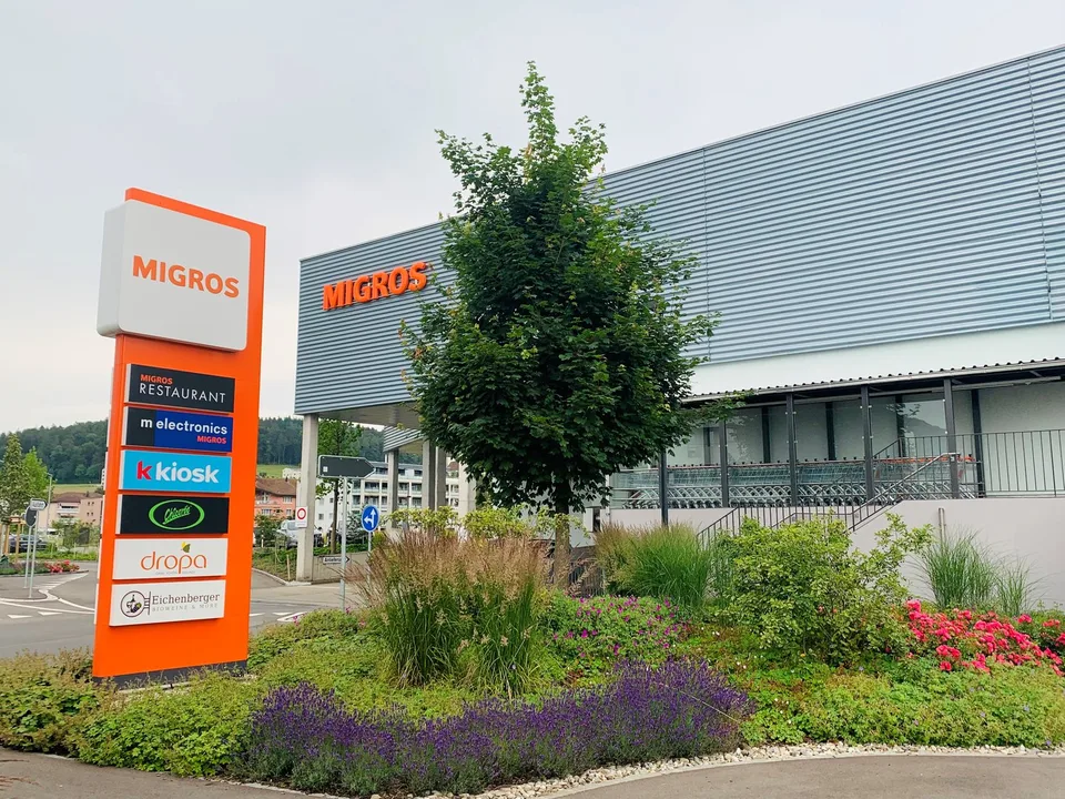 Attraktive Verkaufsfläche im Migros Einkaufszentrum – Top-Lage direkt am Bahnhof Reinach AG