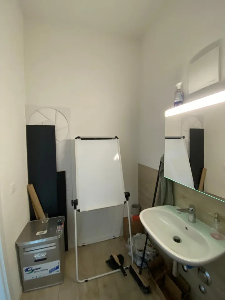 Büro-/Therapie-/Schulung - offen für Neues