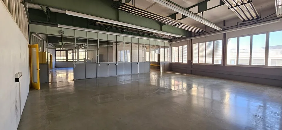 Büro und Atelier im 1. Stock in Penthalaz – Foto 6 von 14