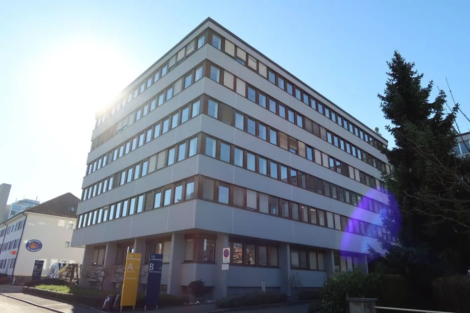 Einzelbüro zu fairen Konditionen in gepflegtem Bürogebäude