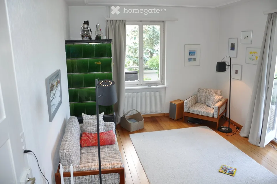 Charmant appartement terrasse 6 pièces dans un immeuble ancien – Schaffhausen
