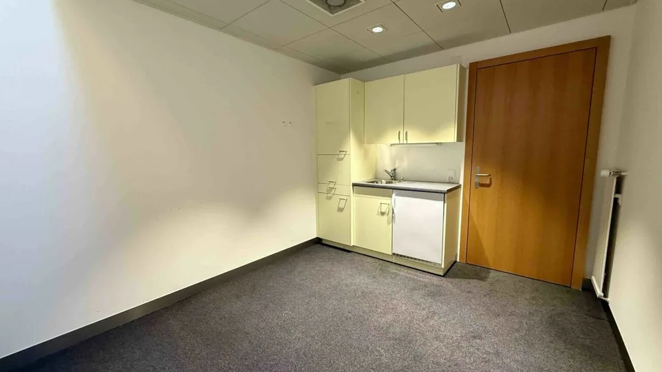 Moderne Büro- und Praxisräume an zentraler Lage in Flawil – Foto 7 von 7
