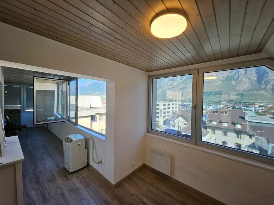 Appartement de 5.5 pièces au centre de Saxon