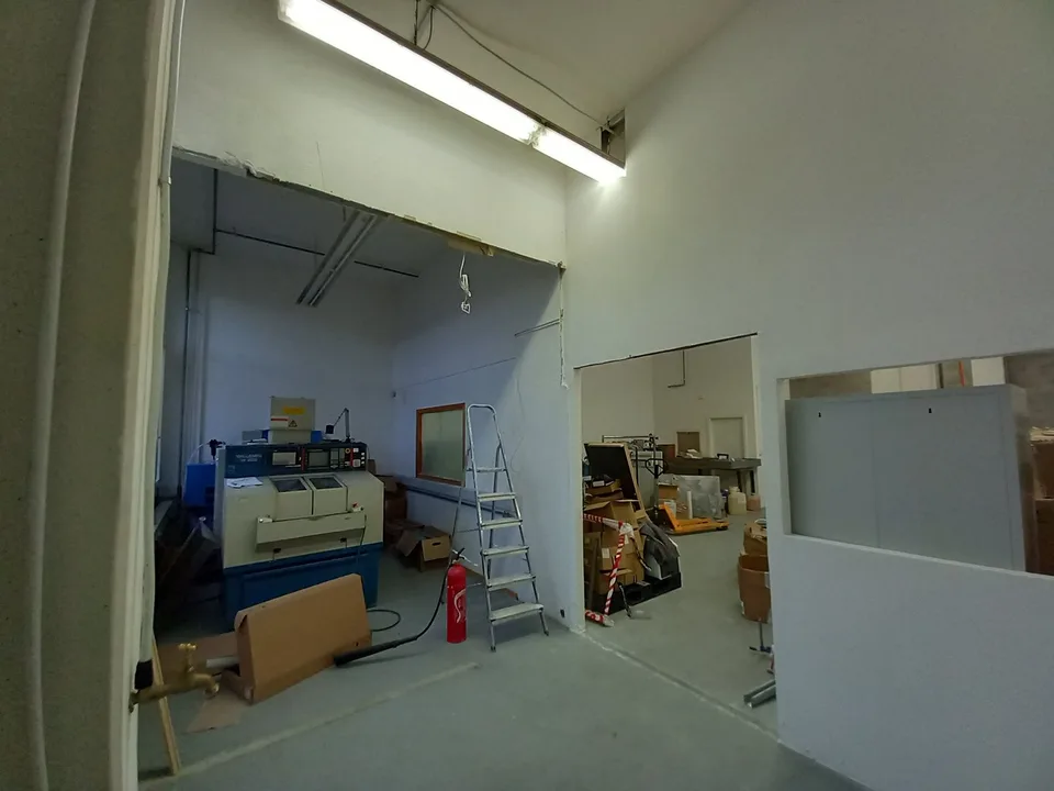 Spazio commerciale polivalente a La Chaux-de-Fonds