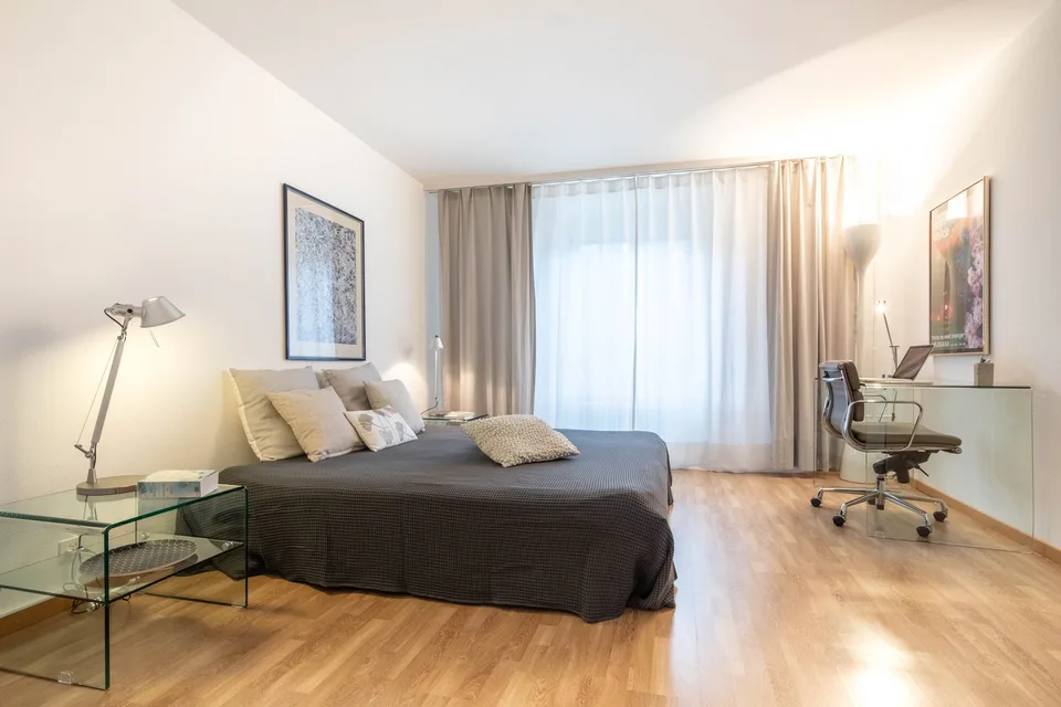 Charmant appartement meublé 3.5 pièces dans un immeuble ancien avec balcon à Zurich Wiedikon – photo 11 sur 19