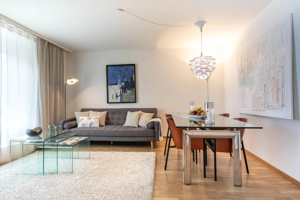 Appartement meublé de 3 pièces avec balcon à Zürich Wiedikon