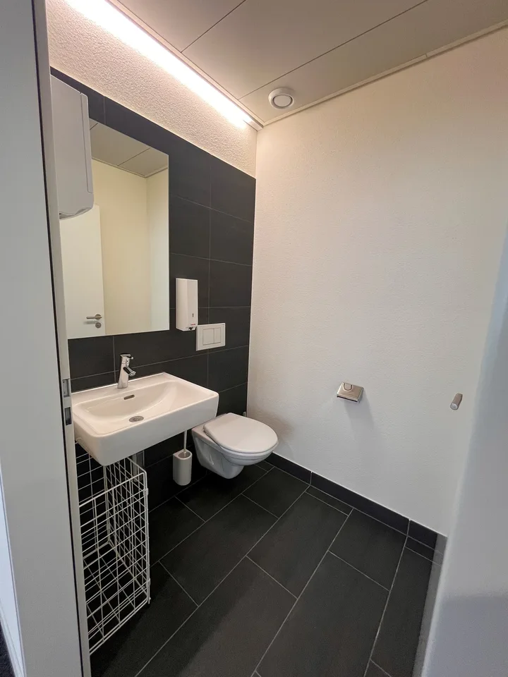 Arbeiten mit Perspektive – Hochwertige Bürofläche auf zwei Stockwerken – Foto 10 von 13