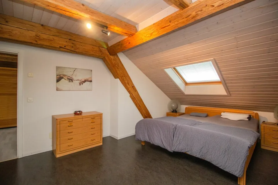 Schöne Wohnung in charmanten Landhaus an ruhiger Lage
