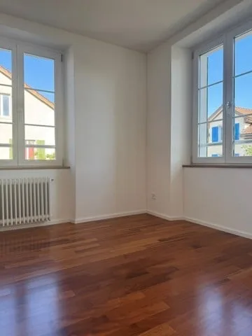 Geräumige 8.5-Zimmer-Maisonette-Wohnung in Wetzikon – ab sofort verfügbar!