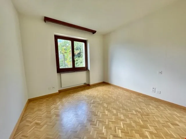 GORDOLA - 4.5-ZIMMER-WOHNUNG MIT SEEBLICK ZU VERMIETEN – Foto 13 von 17