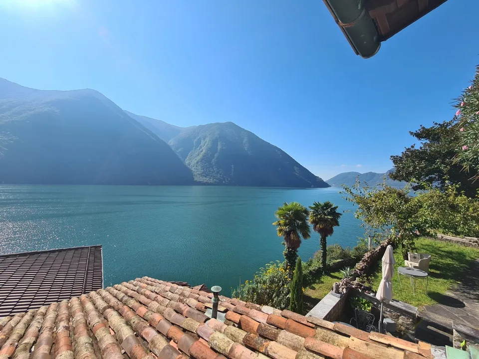 Si affitta a Gandria straordinario appartamento con giardino e vista lago