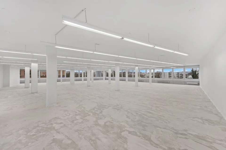 "Grosszügige Gewerbefläche mit 1'000 kg/m² Bodenlast!" – Foto 7 von 14