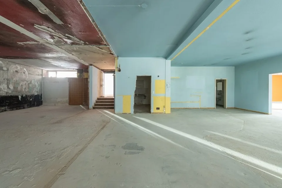 Espace commercial pour usage intérimaire !