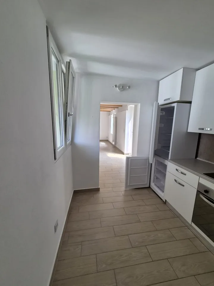 Modernes 2.5-Zimmer-Apartment in Solduno, Locarno