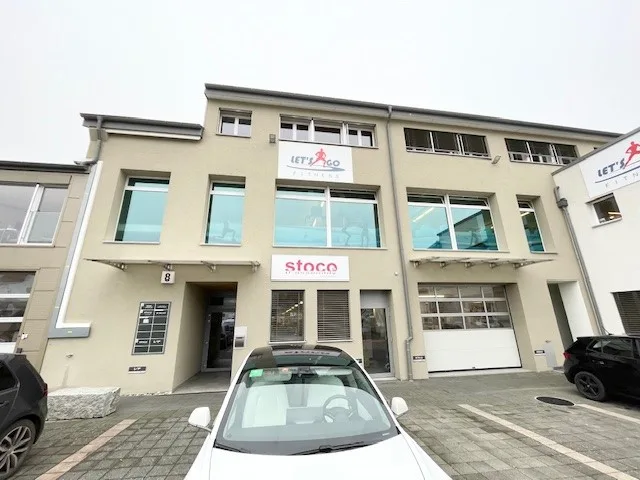 Espace industriel polyvalent de 280 m² à louer – Cortaillod