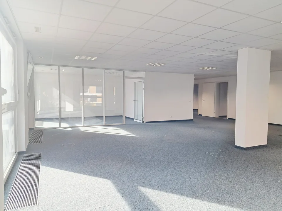Moderne Büros im Herzen von Yverdon - 270m² - 2 erste Mieten kostenlos