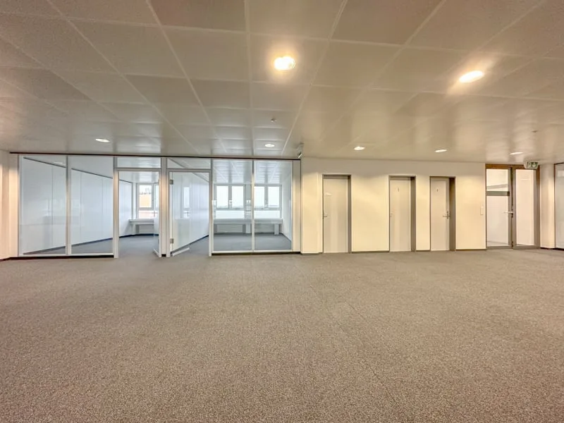 Spazio ufficio vicino alla stazione di Glattbrugg