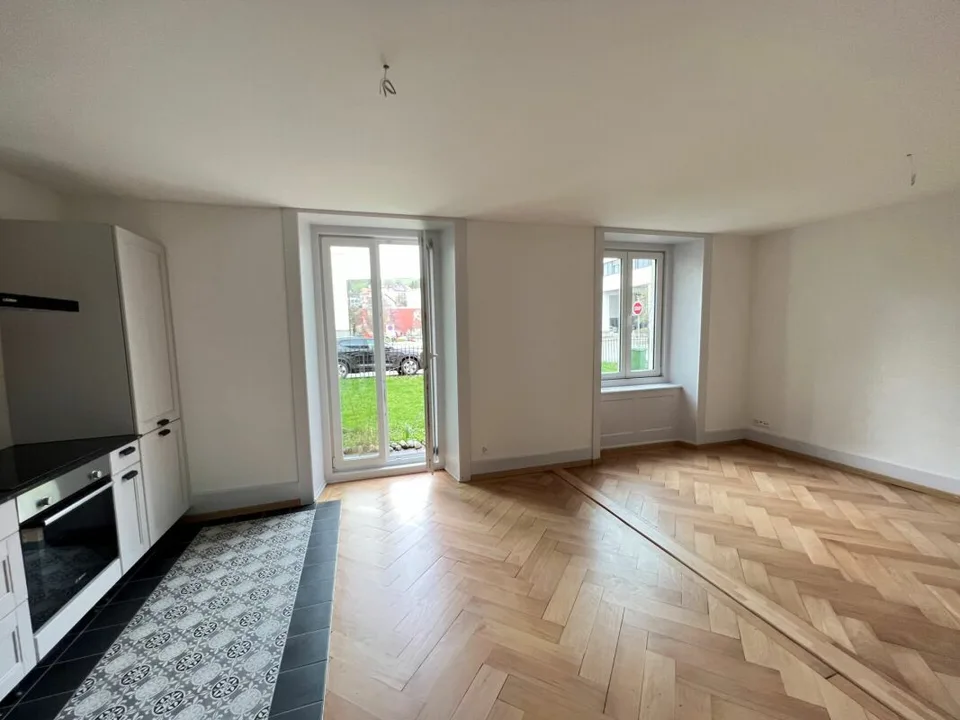 Hôtel-de-Ville 23 - Magnifique appartement rénové au rez-de-chaussée avec accès direct au jardin privatif
