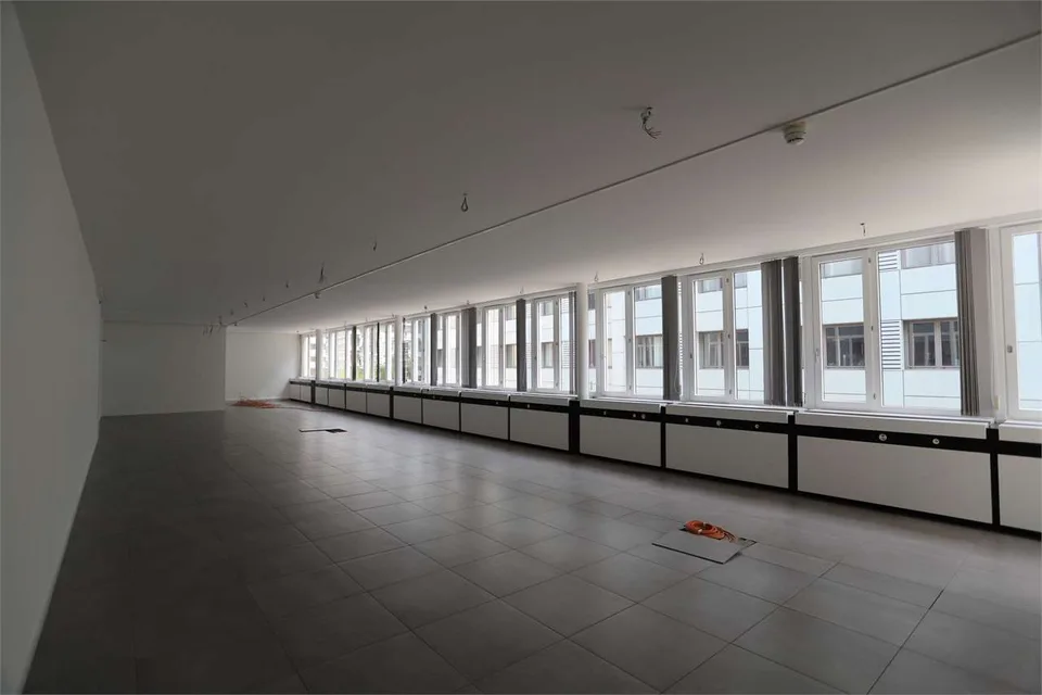 Office in central Lugano - 2nd floor