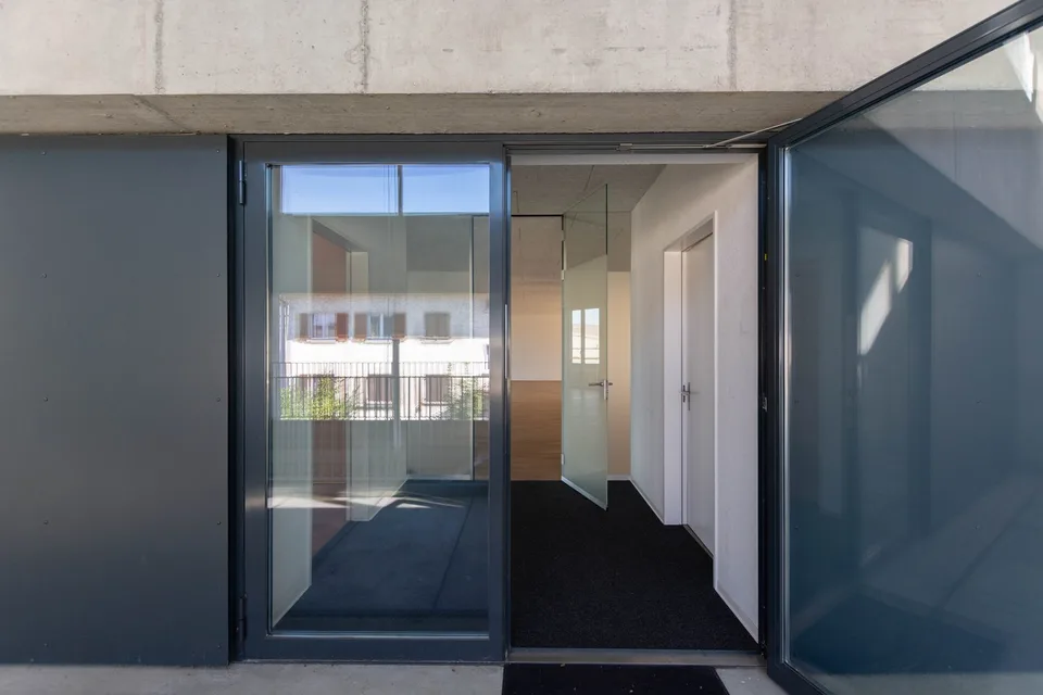 Espace bureautique/commercial moderne à Galfenfeld