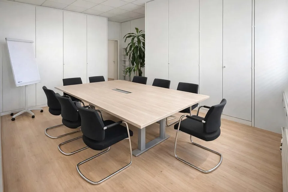 Espace de pratique ou de bureau central à Kloten (Stadthauspassage)
