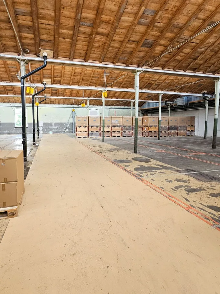 Lichtdurchflutete Gewerbe- oder Lagerflächen ab 290 m2