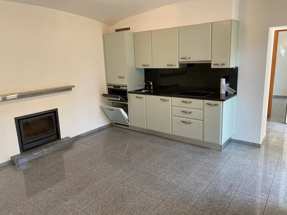 Schönes 2.5-Zimmer-Wohnung mit privatem Garten
