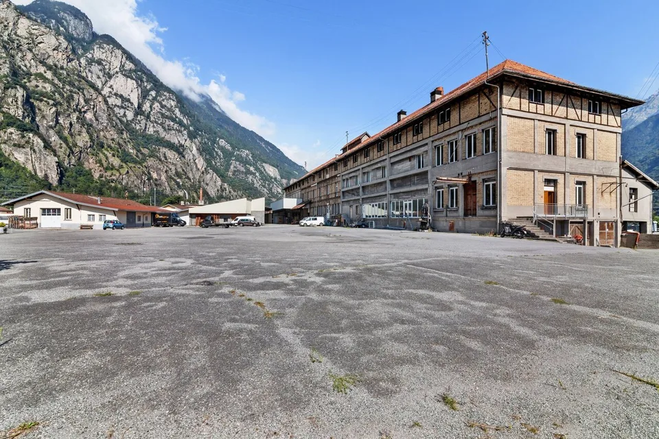 Werkstatt von 275 m² zur Miete - Historisches Industriegelände von Vernayaz