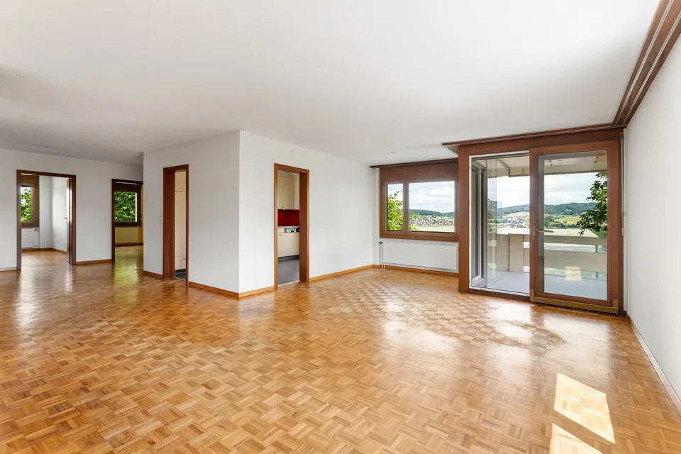 RISERVATO! Vivere con una vista panoramica Appartamento spazioso 4,5 locali con