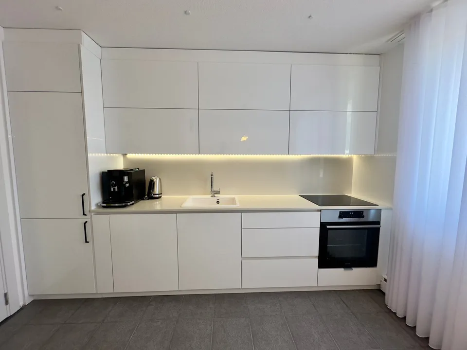 Appartamento attraente di 5,5 locali in una posizione tranquilla e soleggiata – foto 8 di 13