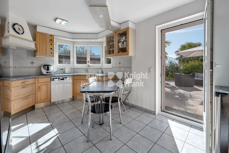 Exklusiv! Geräumige 7.5-Zimmer-Villa in Brent/Montreux zu verkaufen
