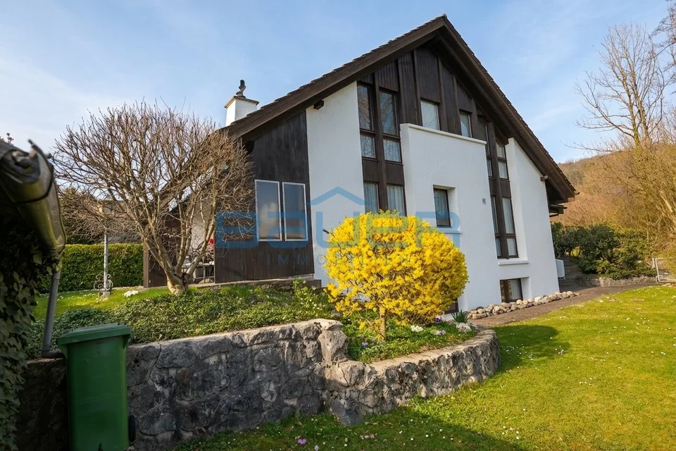 Wohntraum mit Galerie & Cheminée  Ihr Rückzugsort im Grünen