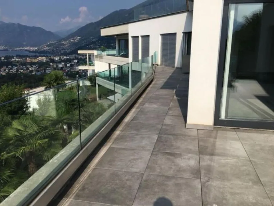 GORDOLA – ATTICO ESCLUSIVO 4.5 LOC. CON VISTA SUL LAGO MAGGIORE/SECONDA RESIDENZA