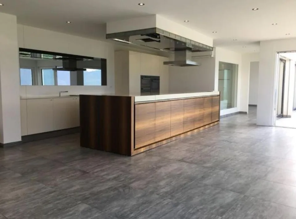 GORDOLA – ATTICO ESCLUSIVO 4.5 LOC. CON VISTA SUL LAGO MAGGIORE/SECONDA RESIDENZA