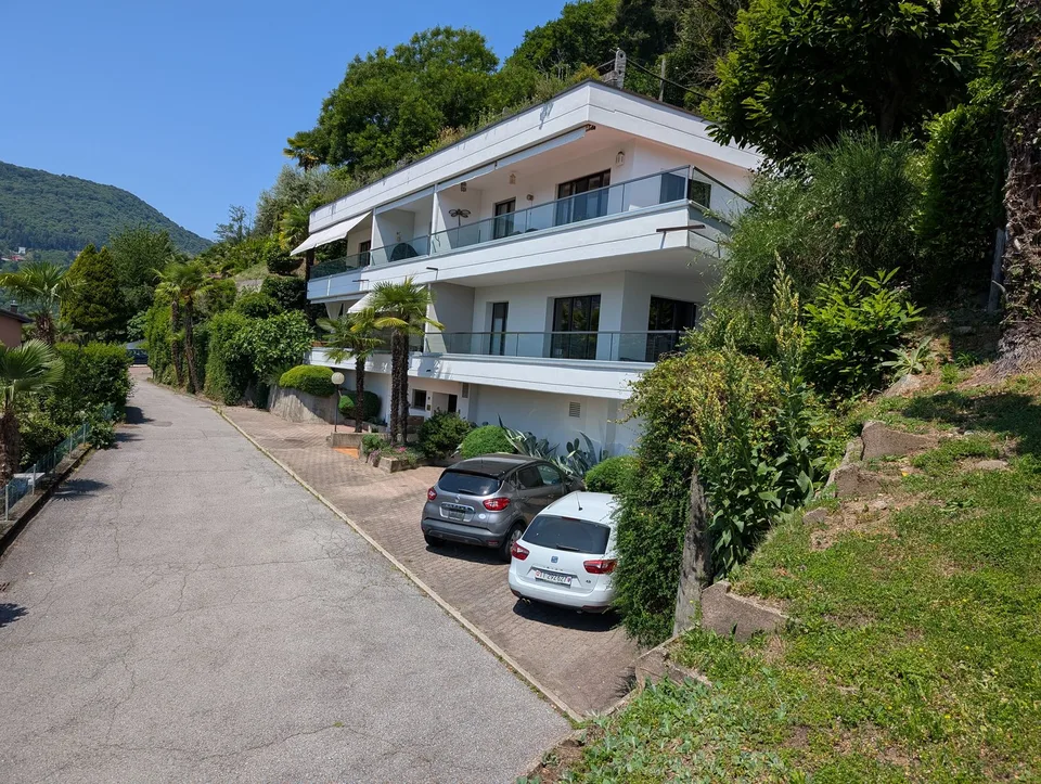 VISTA LAGO - PISCINA INTERNA - TUTTO MERAVIGLIOSO – Foto 18 von 20