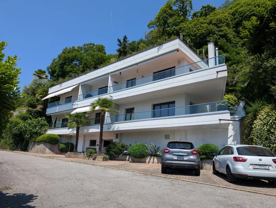 VISTA LAGO - PISCINA INTERNA - TUTTO MERAVIGLIOSO – Foto 17 von 20